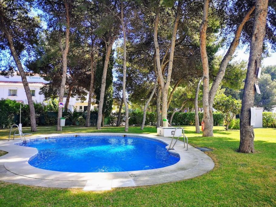 ¡Nuevo! Zona Tranquila Cerca De La Playa De La Carihuela Lägenhet Torremolinos Exteriör bild